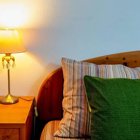 Будинок відпочинку Solis A Cosy With Patio Walk To