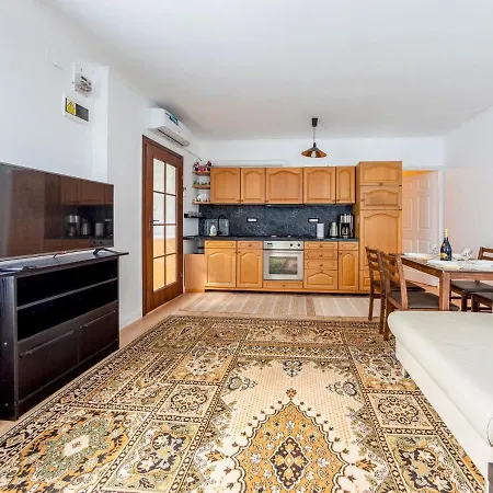 Prázdninový dům Cosy Hideaway Constanţa