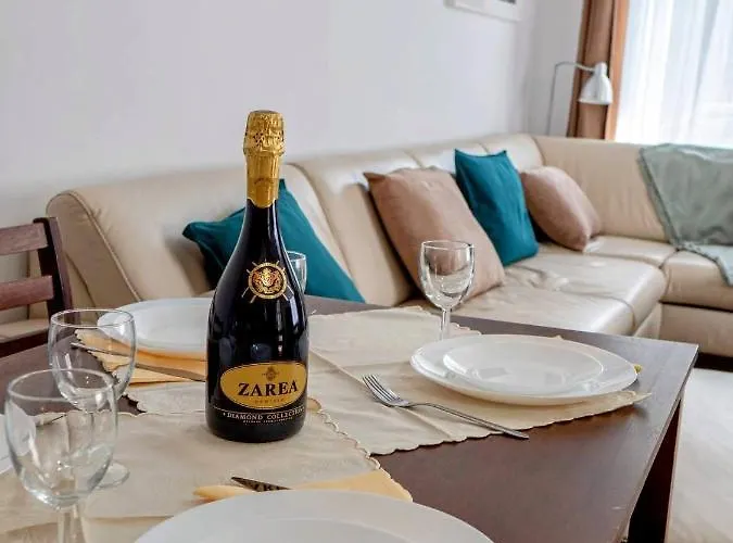 Cosy Hideaway * コンスタンツァ